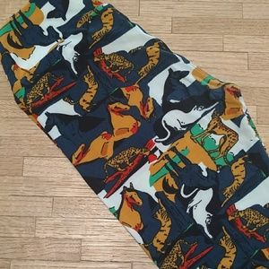LuLaRoe OS animal leggings